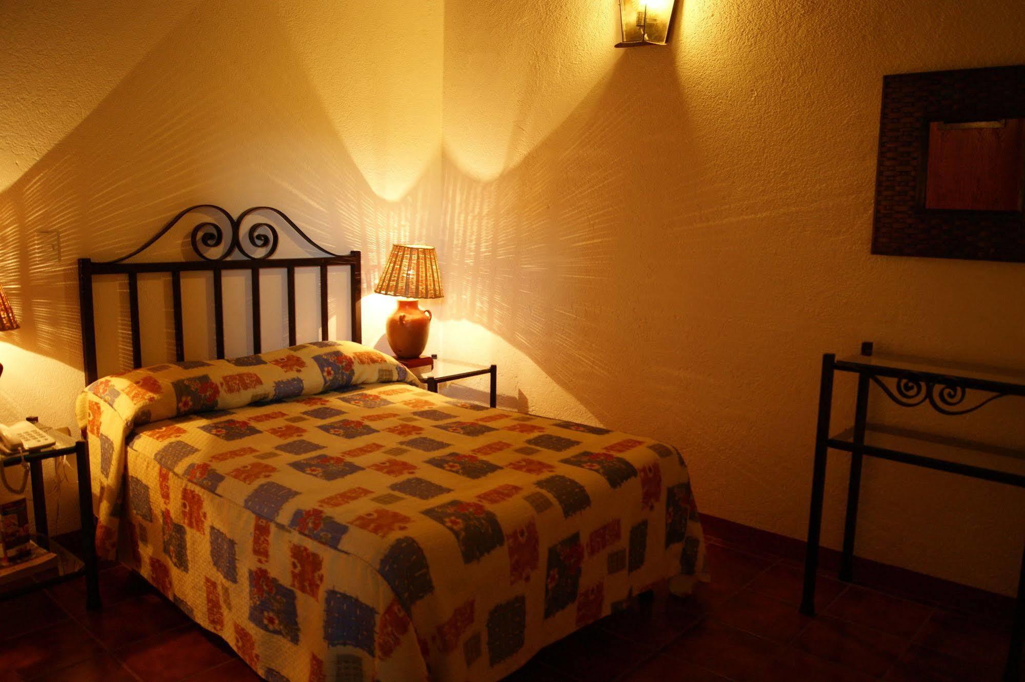 Capital O El Nito Posada Oaxaca Екстер'єр фото